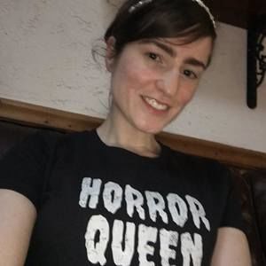 Meet your Posher, Deirdre